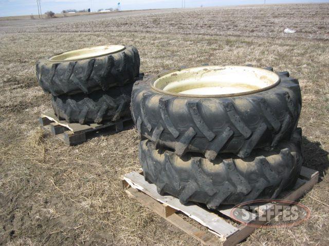 telehandler tires_1.jpg